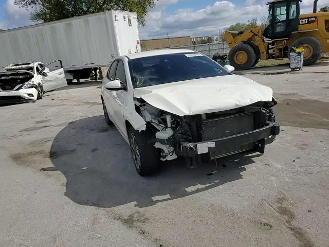 2019 Kia Forte - Image 11