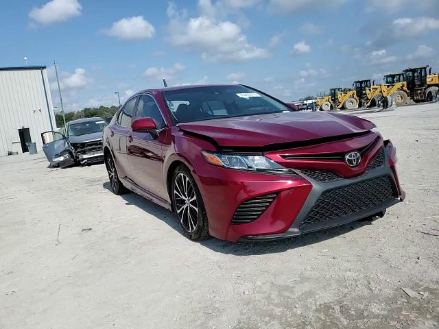2018 Toyota Camry - Image 11