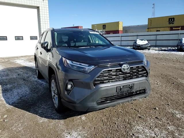 2024 Toyota RAV 4 - Image 12