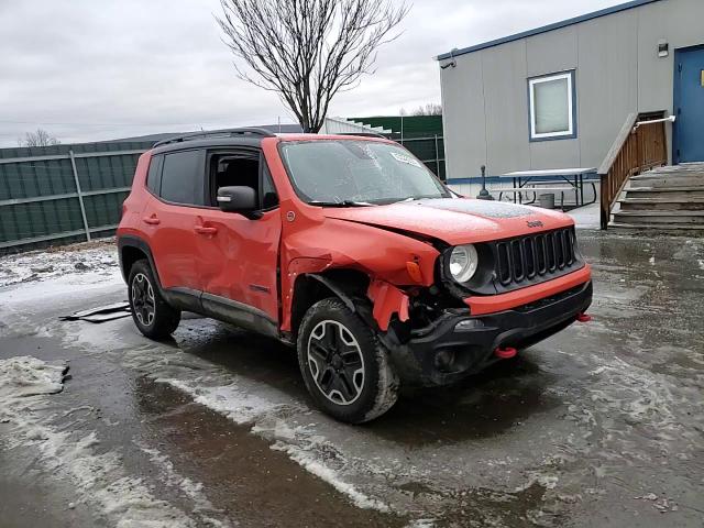 2017 Jeep Renegade - Image 11
