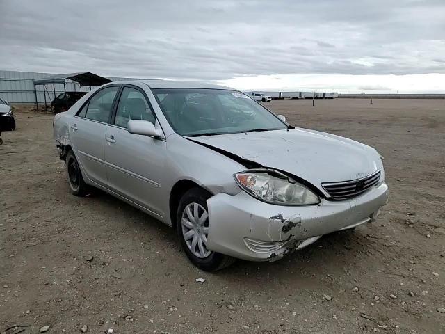 2005 Toyota Camry - Image 10