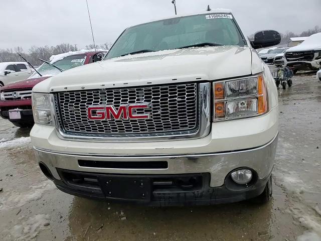 2012 GMC Sierra - Image 13