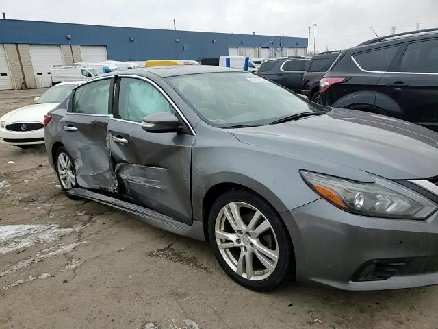 2016 Nissan Altima - Image 11