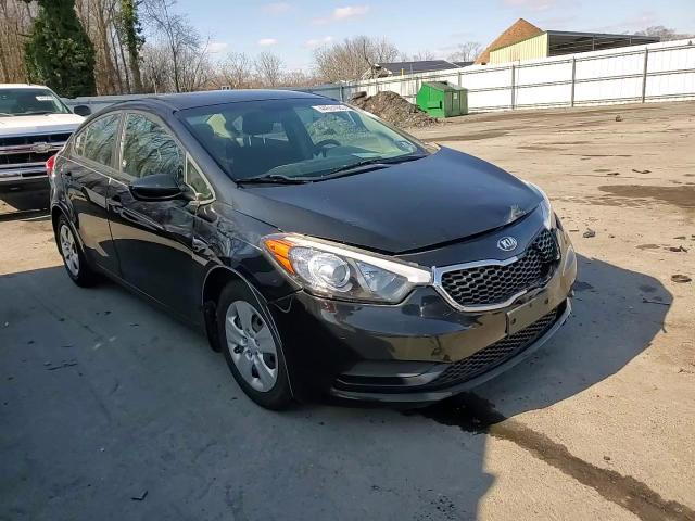 2016 Kia Forte - Image 10