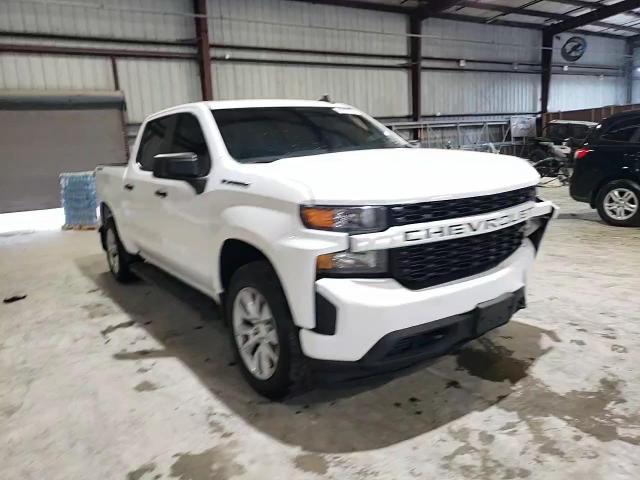 2020 Chevrolet Silverado - Image 13