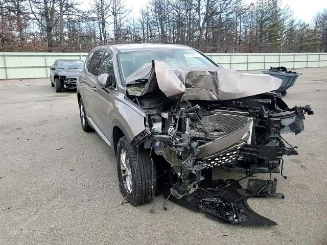 2019 Hyundai Santa Fe - Image 12