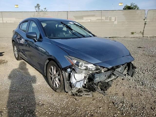 2016 Mazda 3 - Image 10