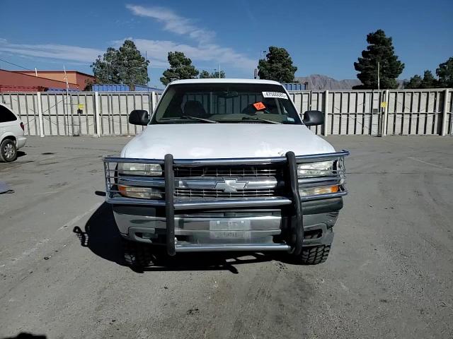 1999 Chevrolet Silverado - Image 10