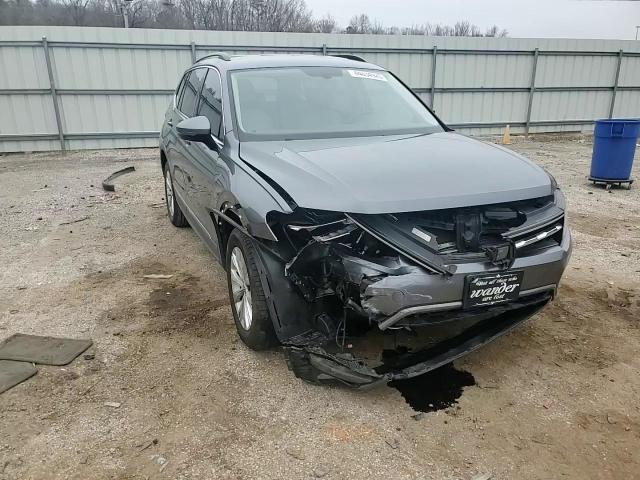 2018 Volkswagen Tiguan - Image 10