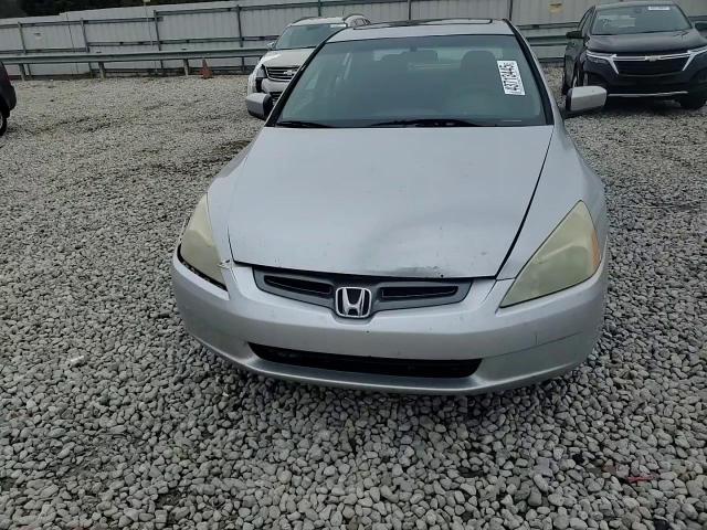 2004 Honda Accord - Image 10