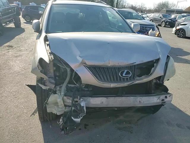 2006 Lexus RX - Image 12