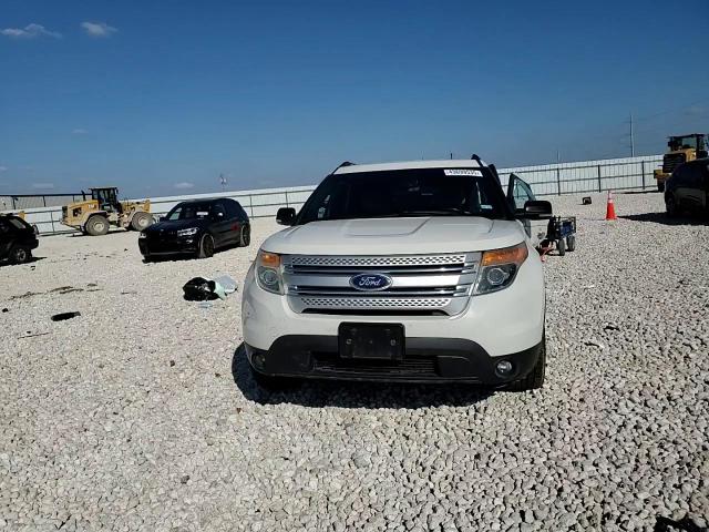 2012 Ford Explorer - Image 12