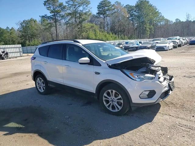 2017 Ford Escape - Image 11