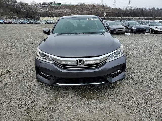 2017 Honda Accord - Image 13