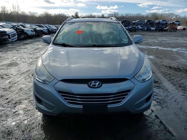 2010 Hyundai Tucson - Image 11