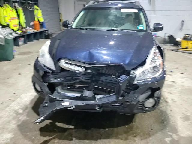 2013 Subaru Outback - Image 11