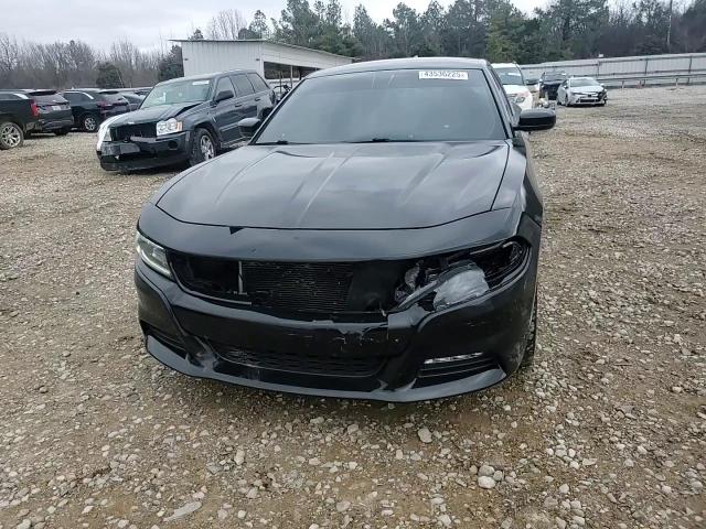 2016 Dodge Charger - Image 11