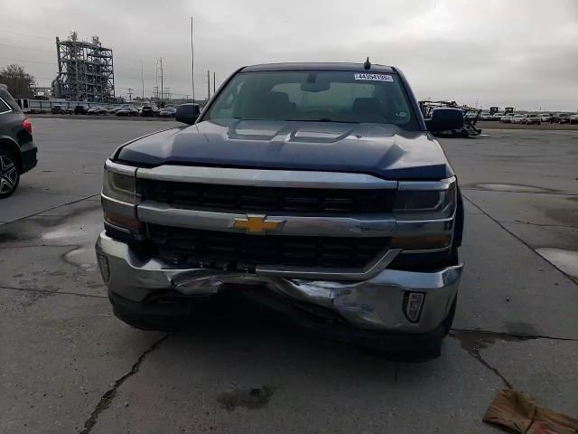 2016 Chevrolet Silverado - Image 11