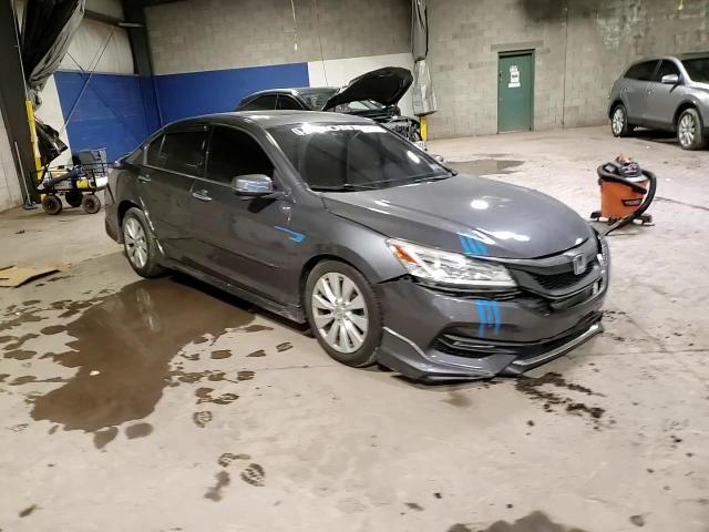 2017 Honda Accord - Image 13