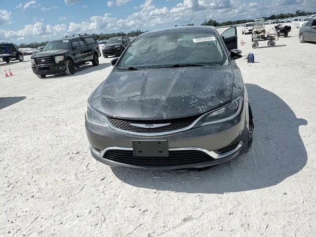 2016 Chrysler 200 - Image 11