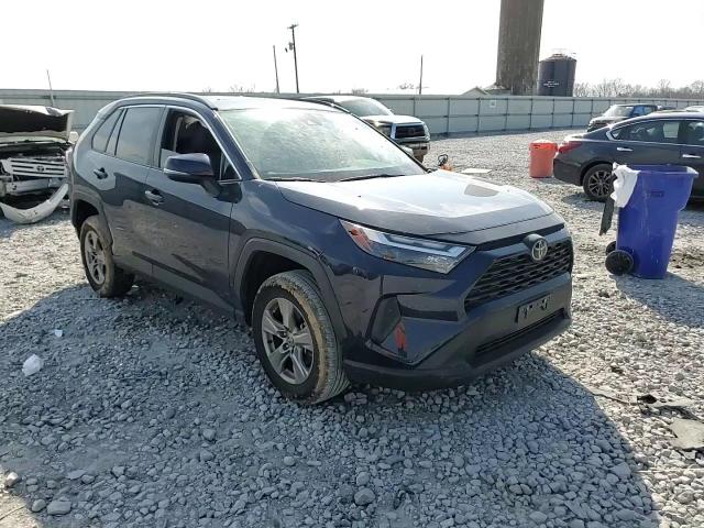 2022 Toyota RAV 4 - Image 12
