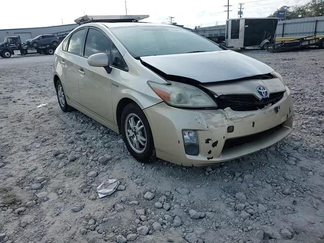 2010 Toyota Prius - Image 11