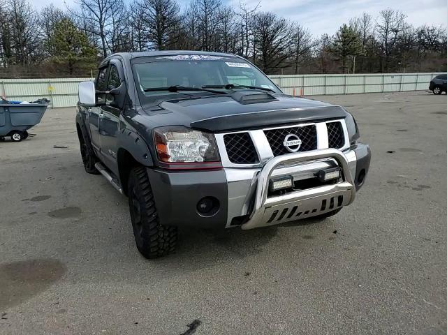 2007 Nissan Titan - Image 11