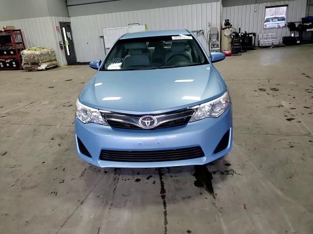 2013 Toyota Camry - Image 10