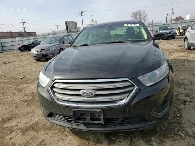 2014 Ford Taurus - Image 11