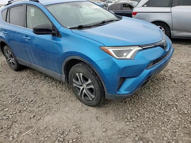 2018 Toyota RAV 4 - Image 12