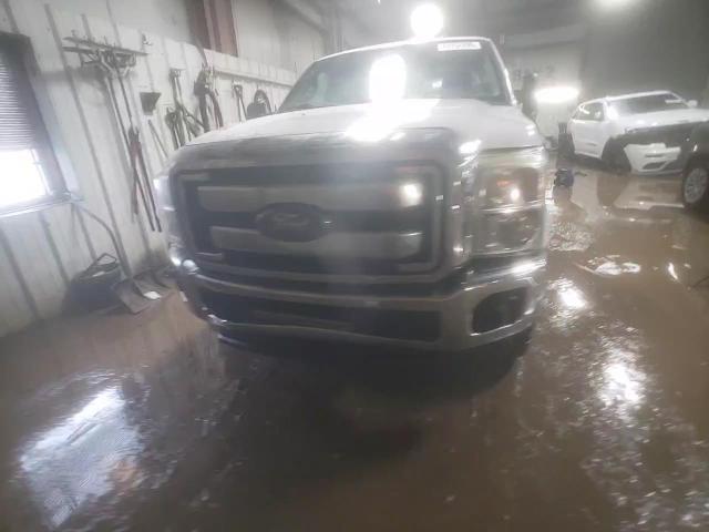 2014 Ford F250 - Image 13