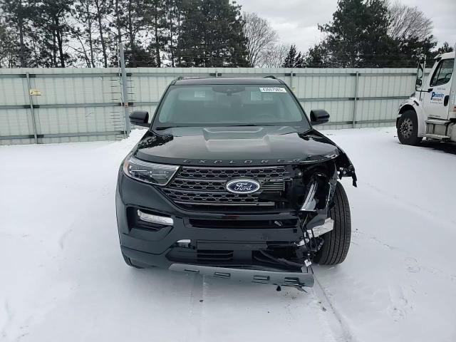 2022 Ford Explorer - Image 12