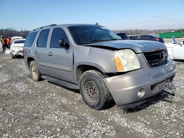 2007 GMC Yukon - Image 12