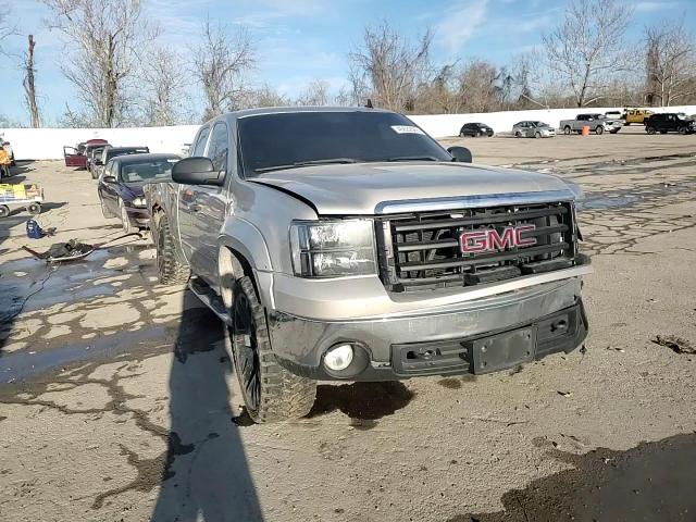 2008 GMC Sierra - Image 10