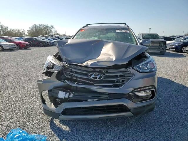2017 Hyundai Santa Fe - Image 12