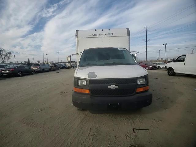 2005 Chevrolet Express G3500 VIN: 1GBJG31U851180918 Lot: 43943465