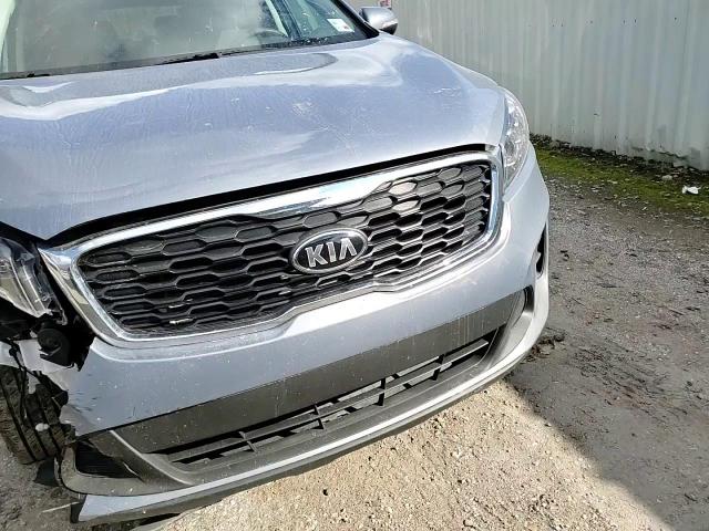 2020 Kia Sorento - Image 12