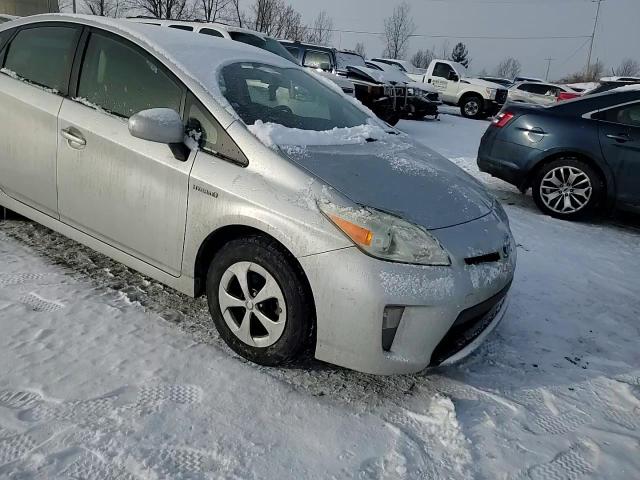 2012 Toyota Prius - Image 11