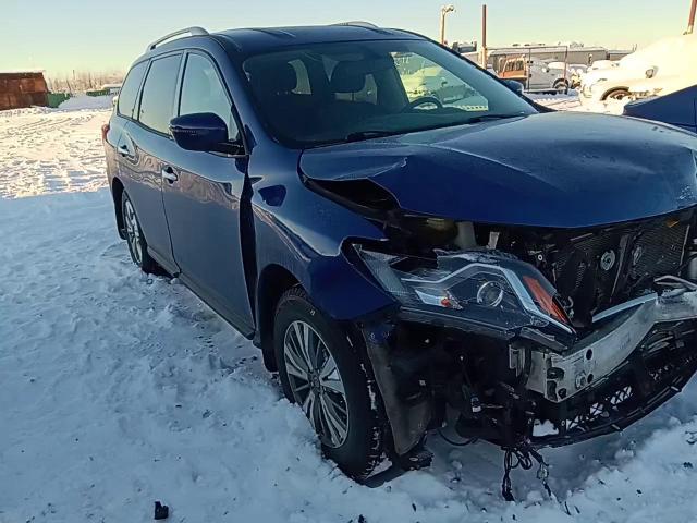 2019 Nissan Pathfinder - Image 10