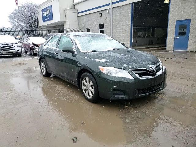 2011 Toyota Camry - Image 11