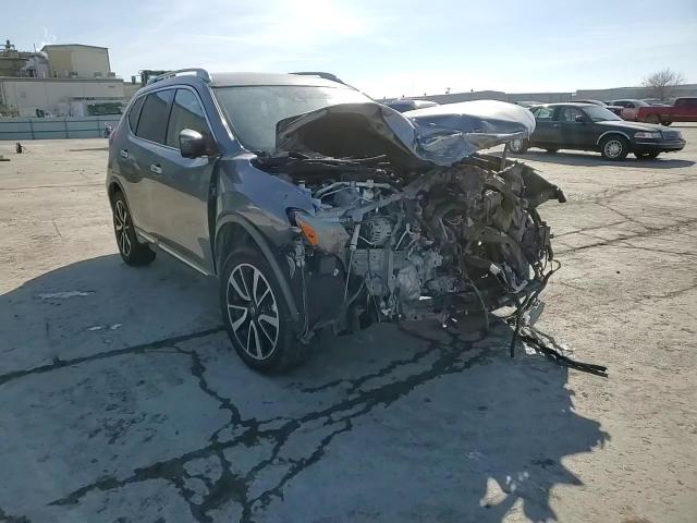 2018 Nissan Rogue - Image 12