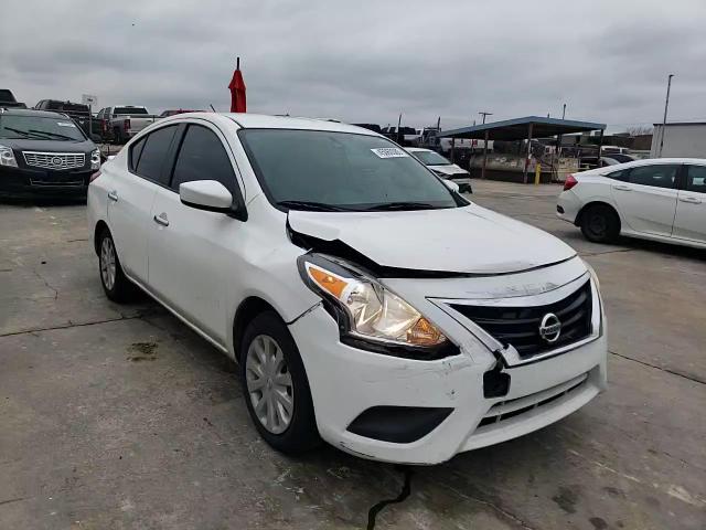 2018 Nissan Versa - Image 10