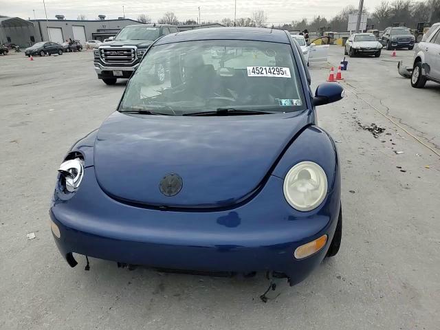 2004 Volkswagen Beetle - Image 10