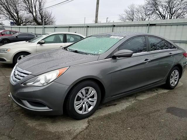 2011 Hyundai Sonata - Image 11