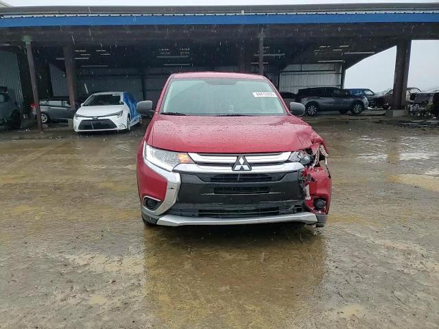 2018 Mitsubishi Outlander - Image 12