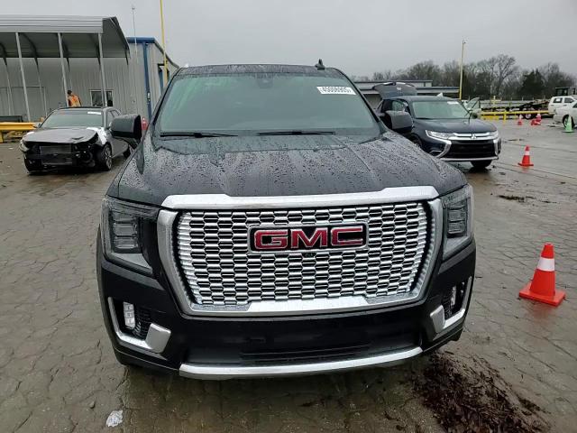 2021 GMC Yukon - Image 14