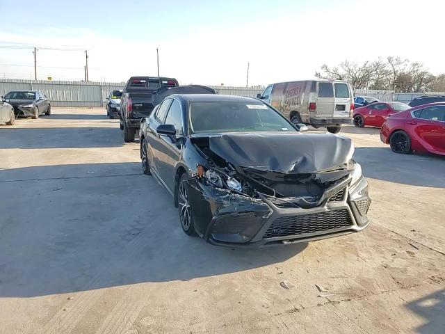 2023 Toyota Camry - Image 10