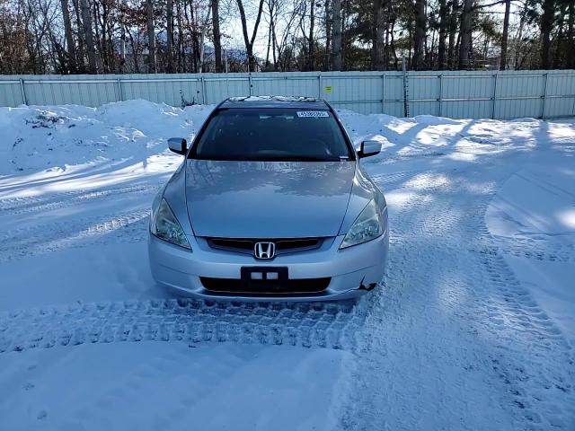2004 Honda Accord - Image 10