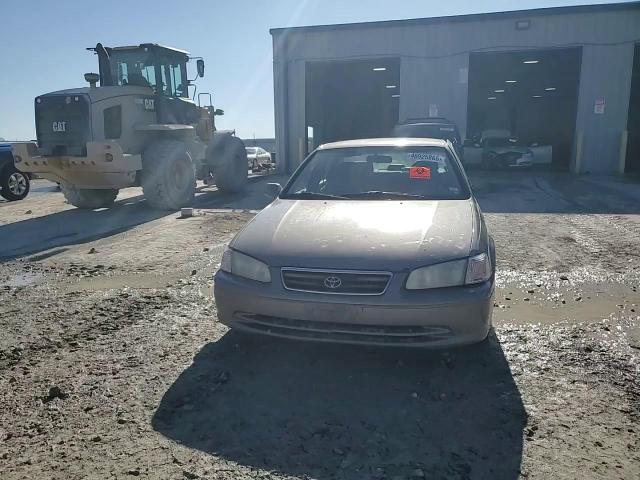 2001 Toyota Camry - Image 11