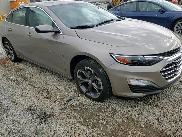 2023 Chevrolet Malibu - Image 11